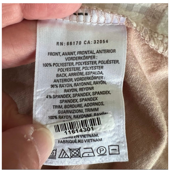 Anthropologie Postmark Blush Cream Split Neck Hi-Lo Blouse Sz S - Picture 12 of 12